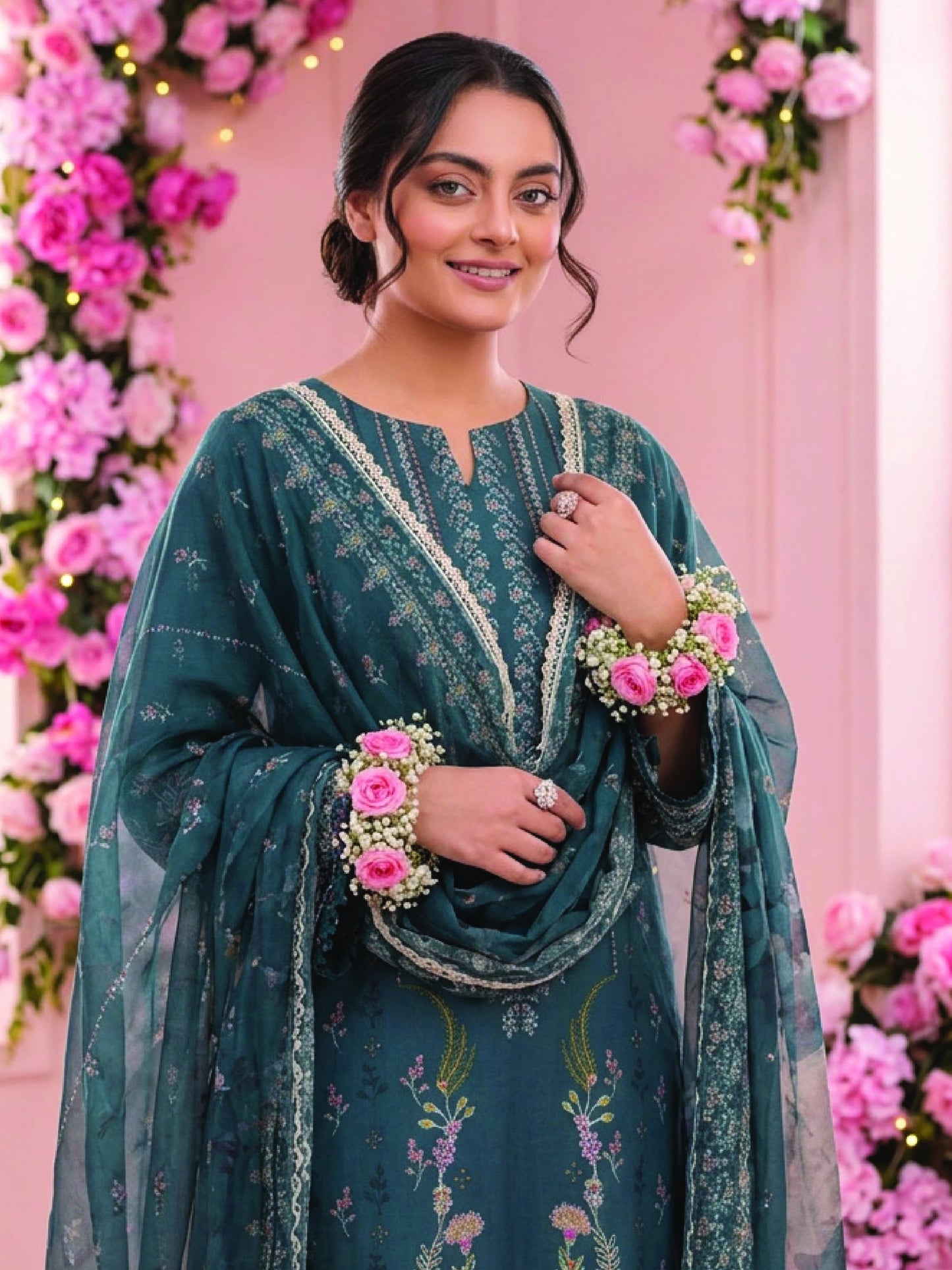 Digital Printed Lawn 3PC Suit-ZR187