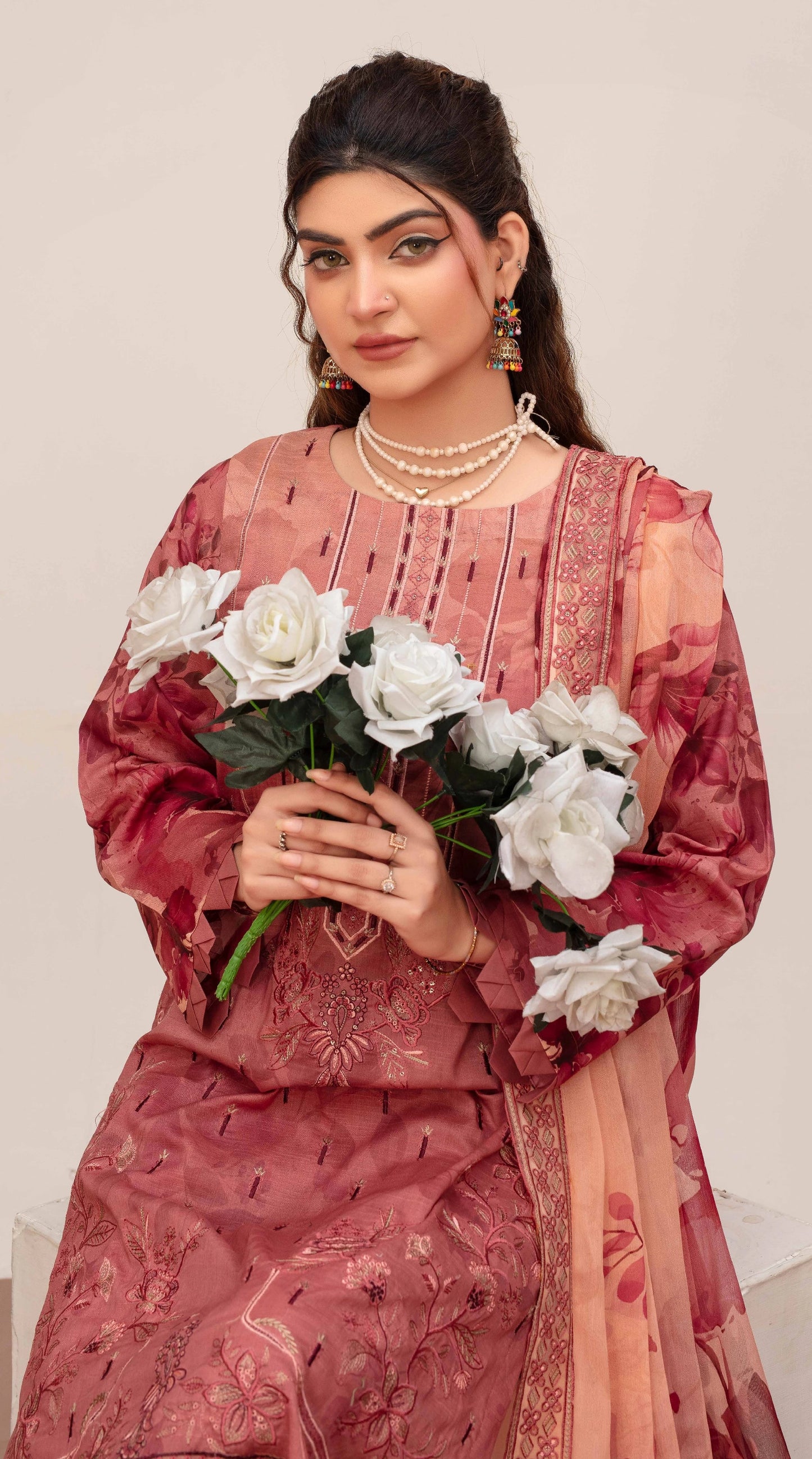 Embroidered Lawn 3PC Suit-ZR140