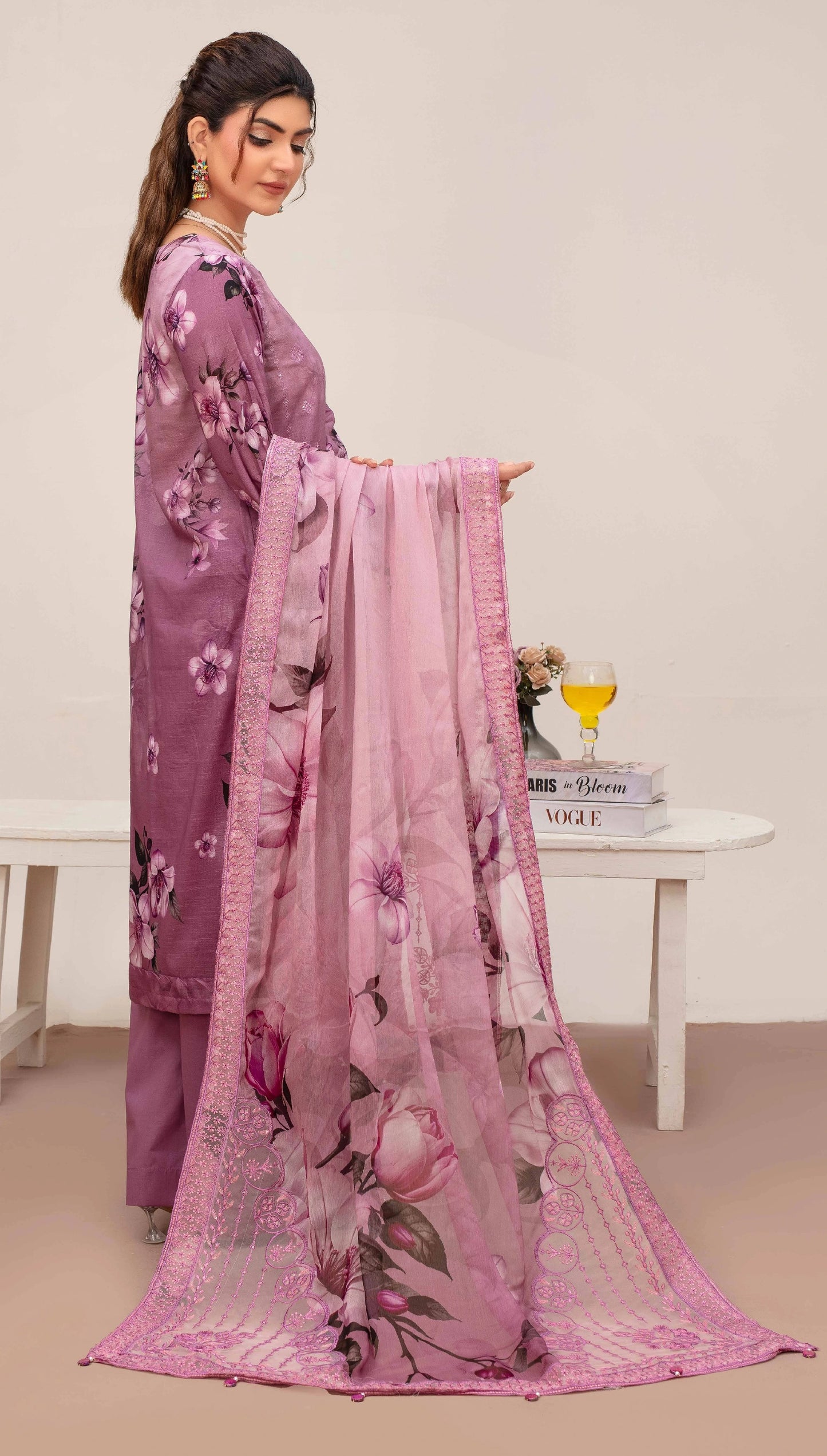 Embroidered Lawn 3PC Suit-ZR146