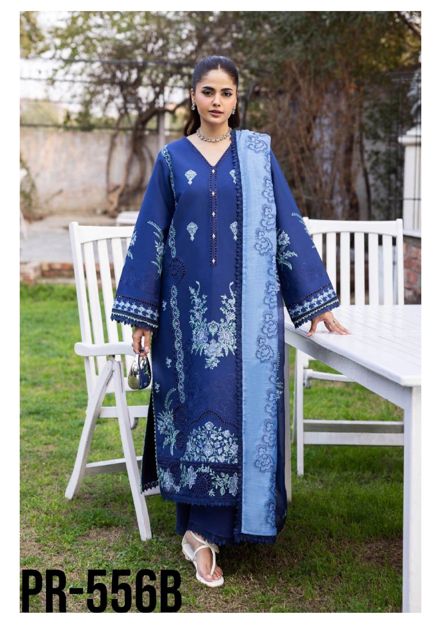 Luxury Embroidered Lawn 3PC-ZR099