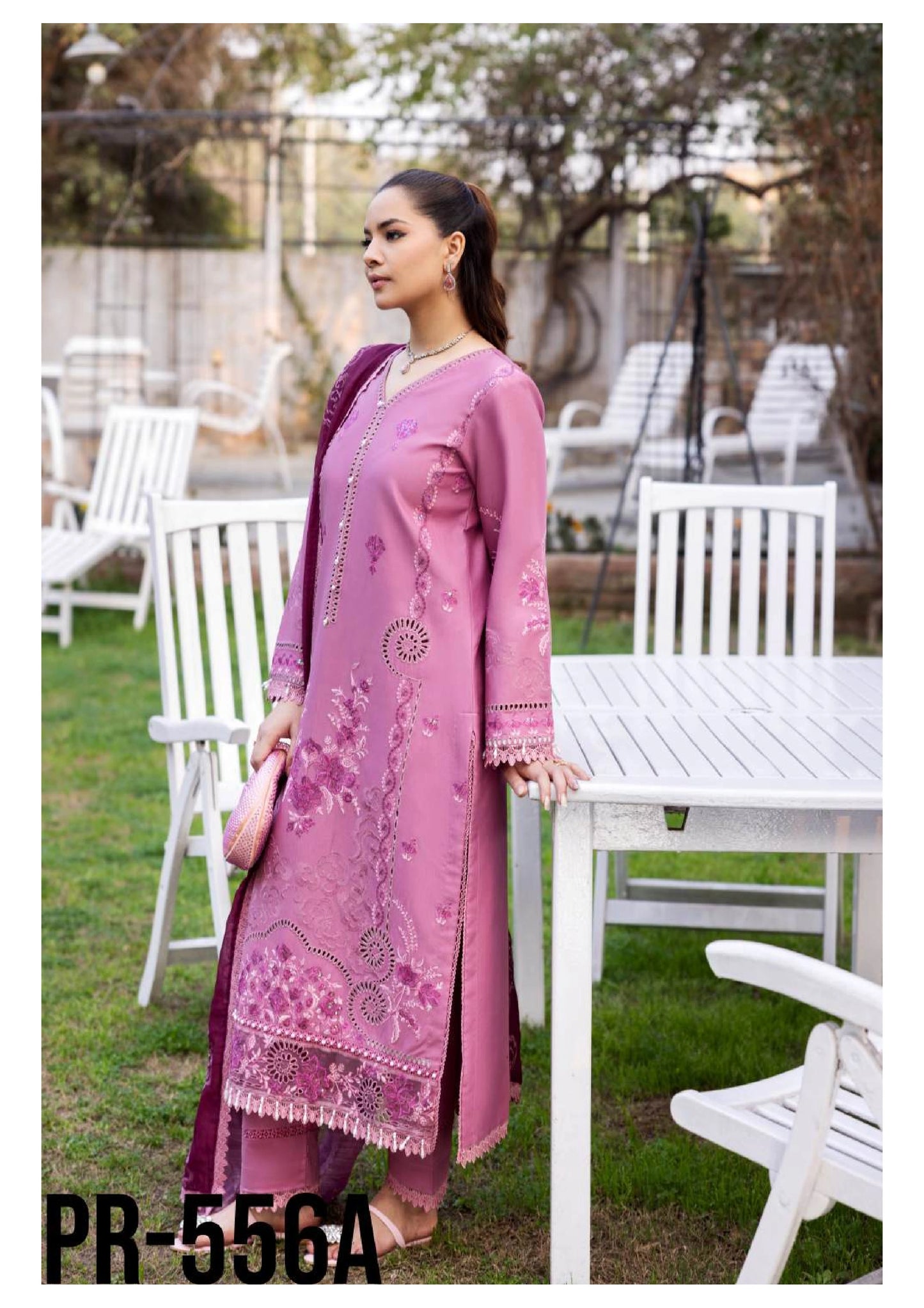 Luxury Embroidered Lawn 3PC-ZR113
