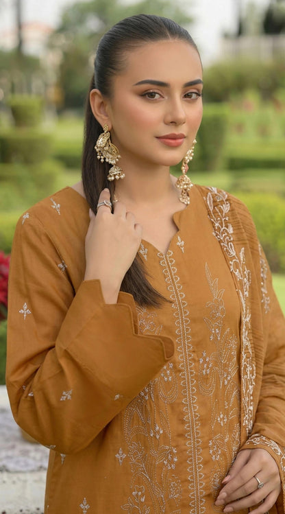 Embroidered Lawn 3 PC Suit-ZR138