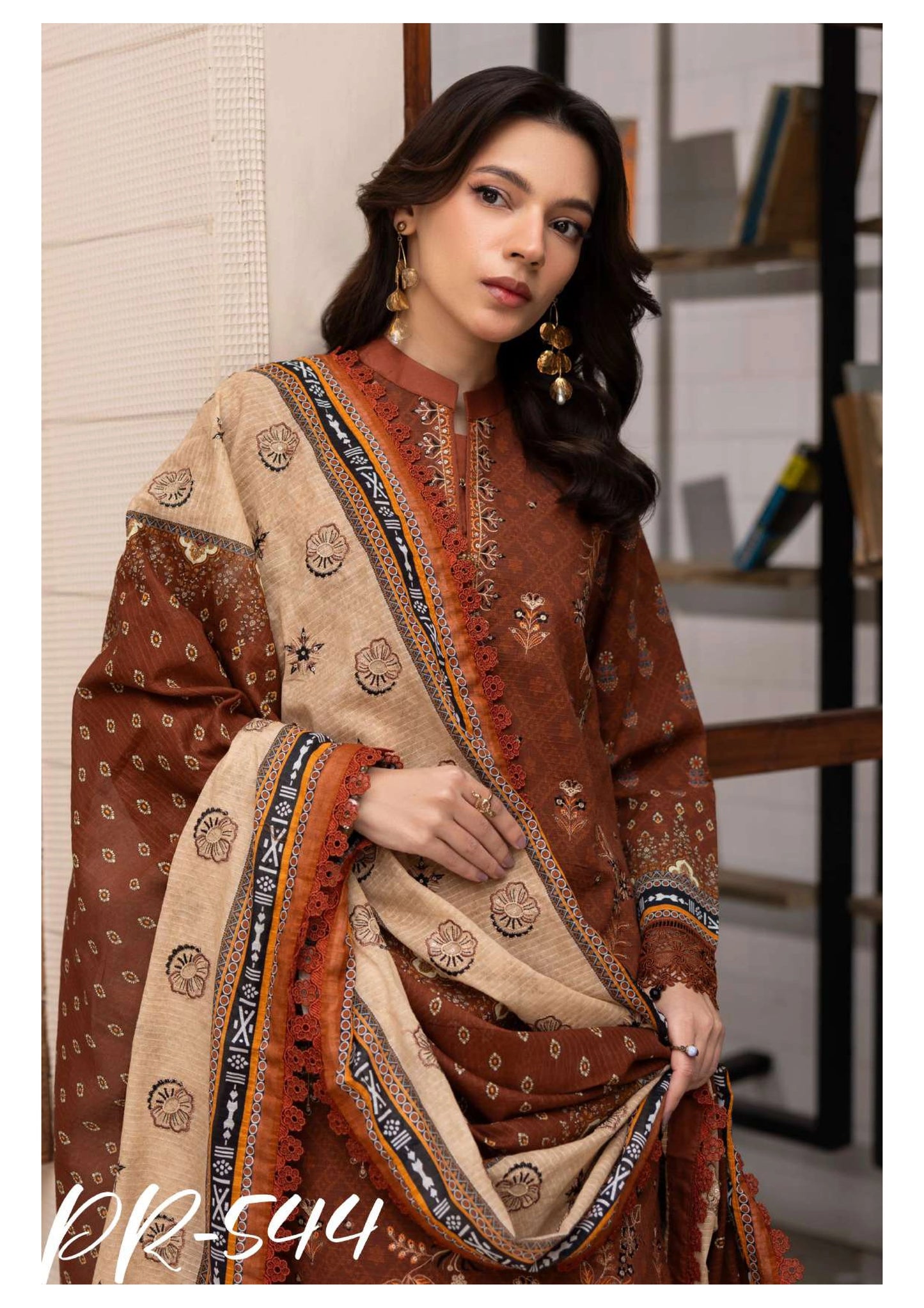 Digital Printed Embroidered Lawn 3PC -ZR544