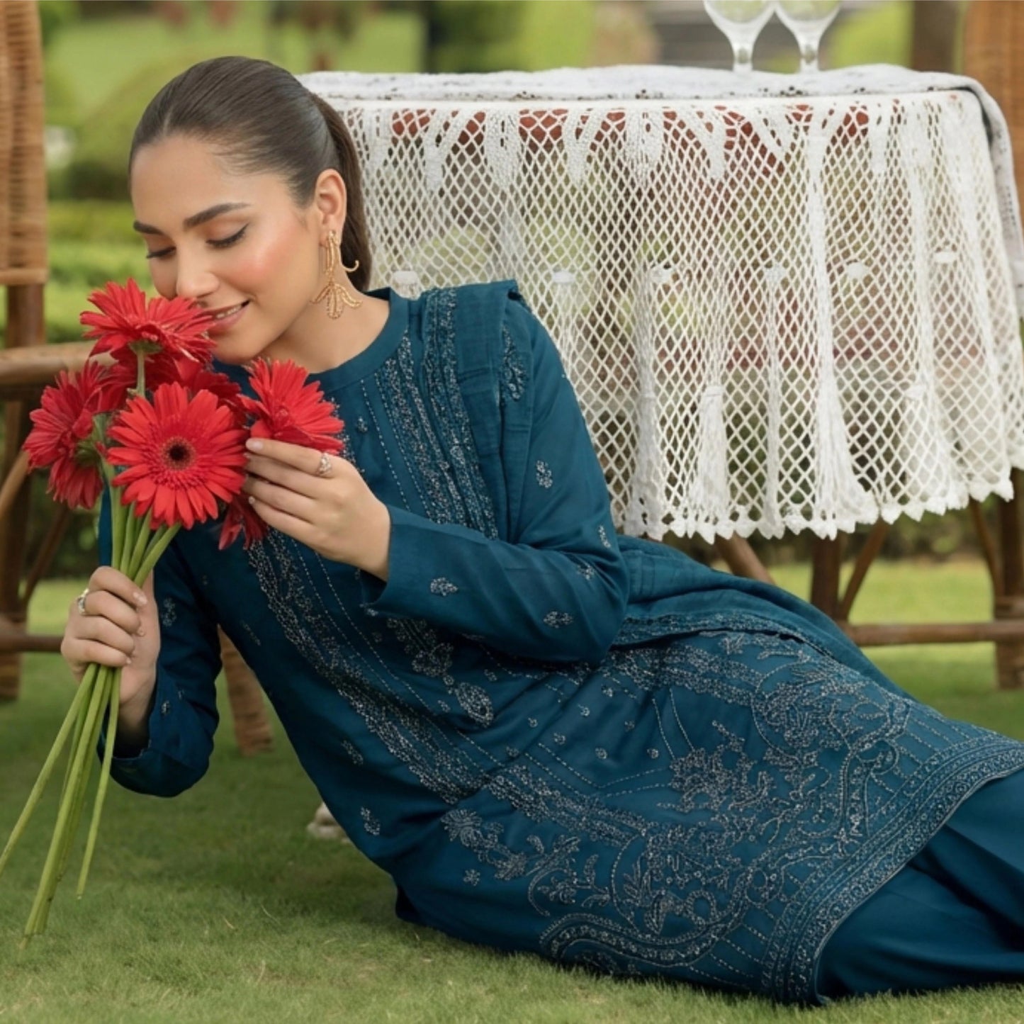 Embroidered Lawn 3 PC Suit-ZR134