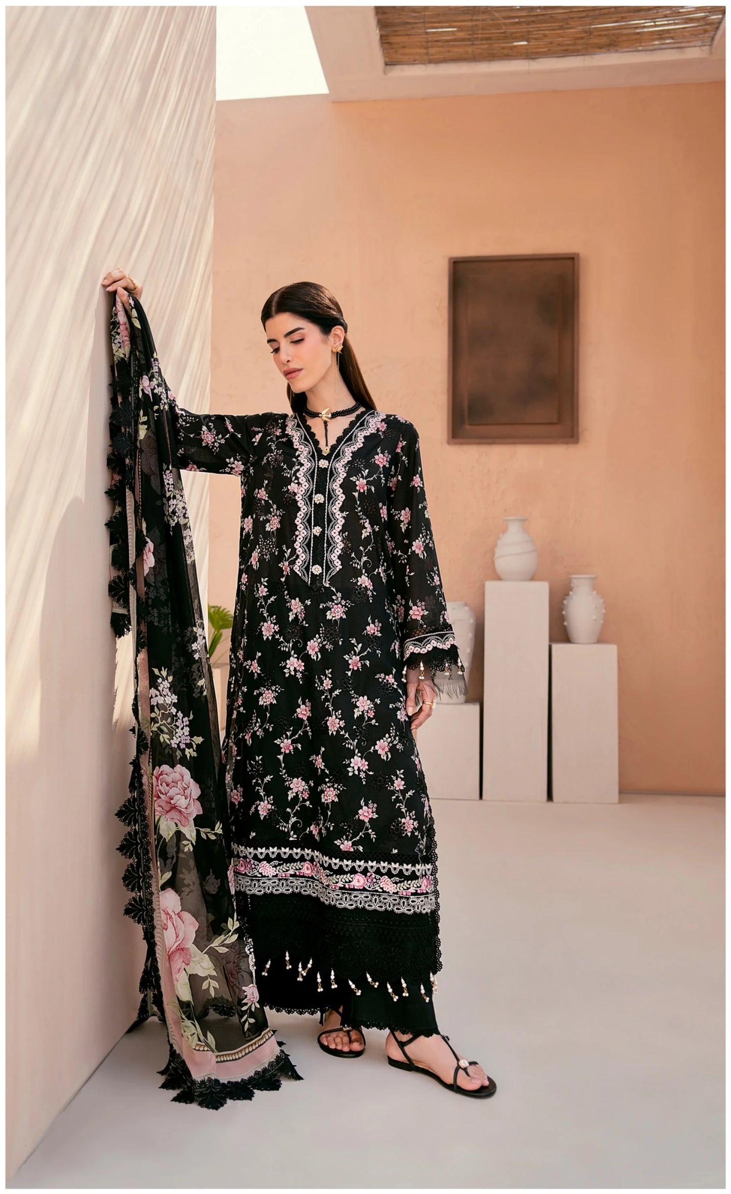Embroidered Lawn 3 PC-ZR164