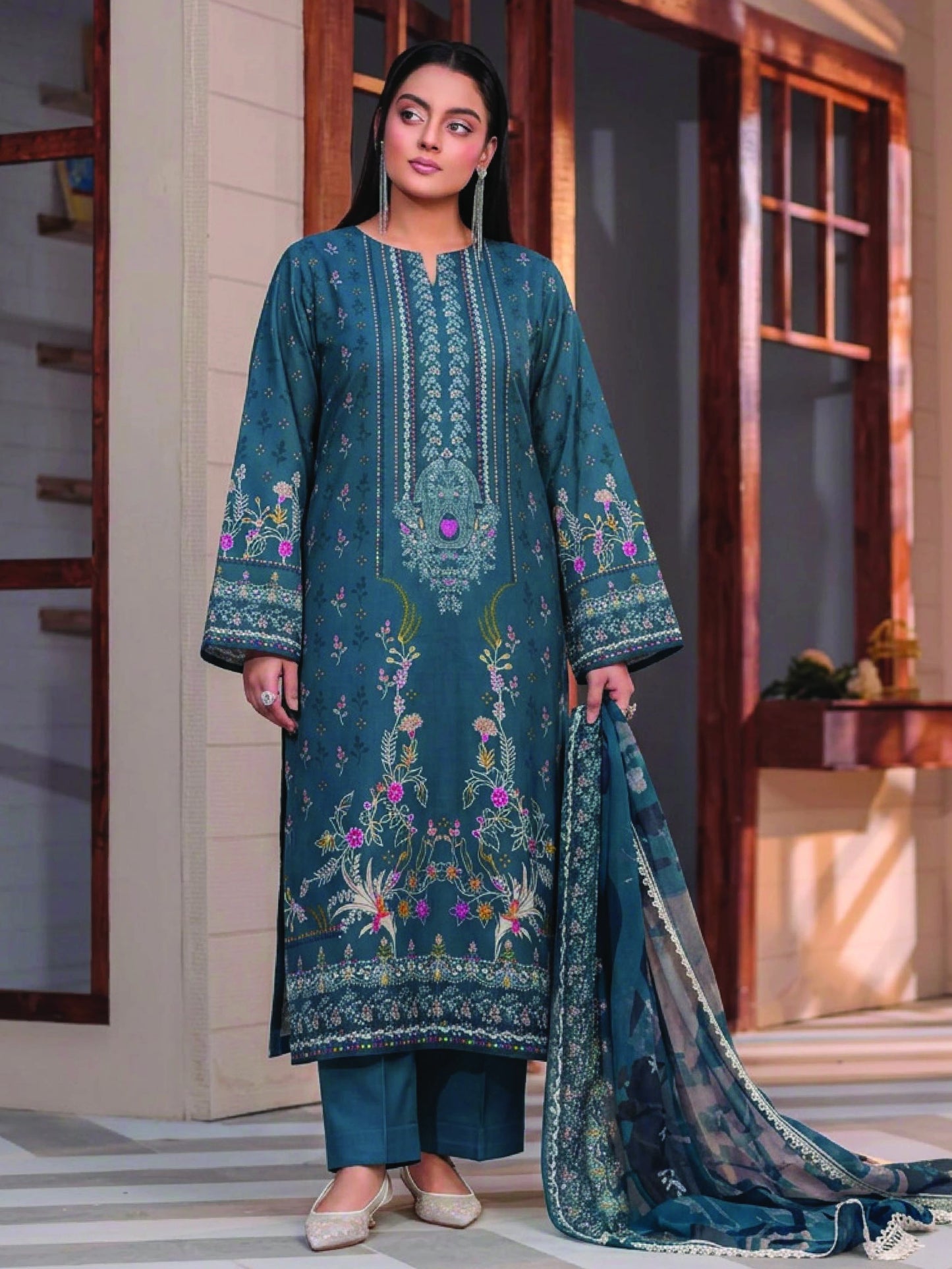 Digital Printed Lawn 3PC Suit-ZR187