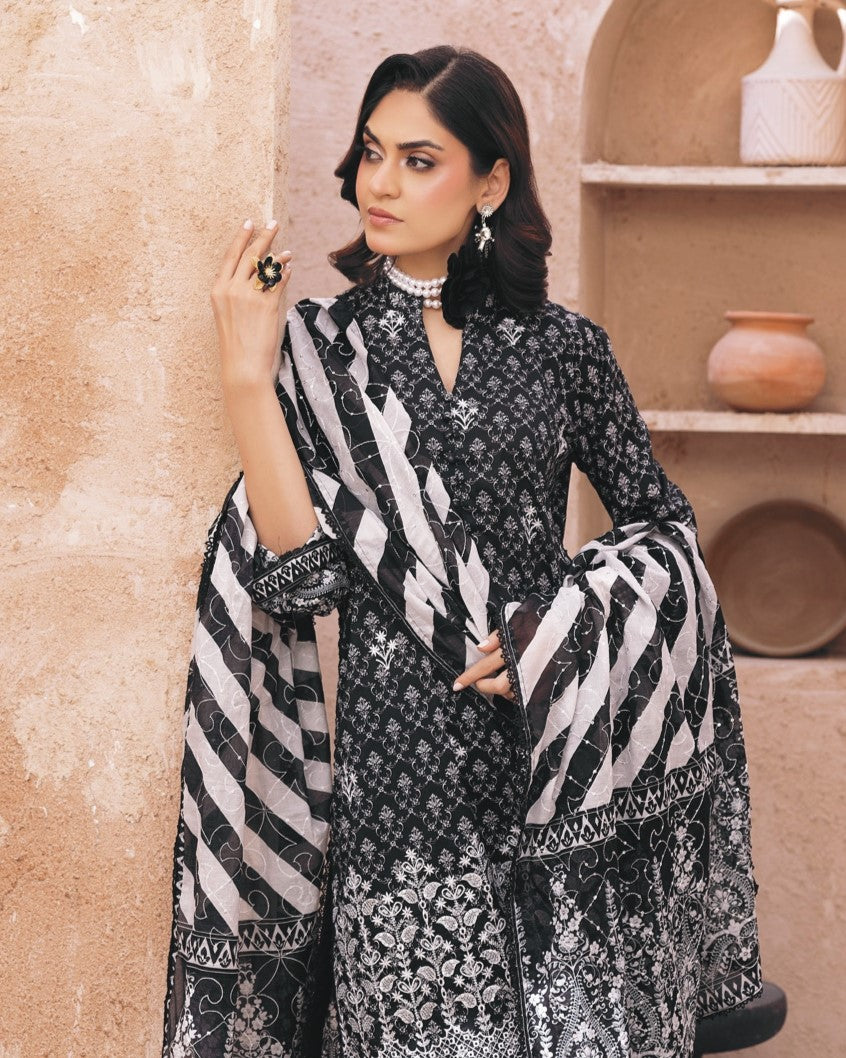 Embroidered Lawn 3PC Suit-ZR054