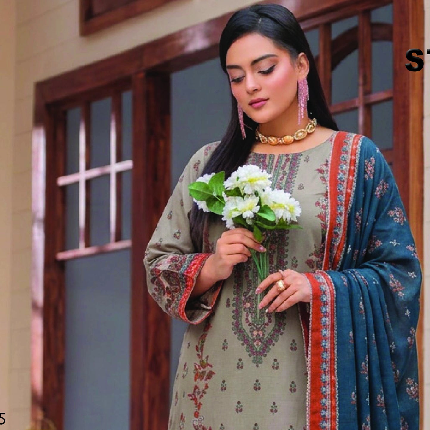 Digital Printed Lawn 3PC Suit-ZR193