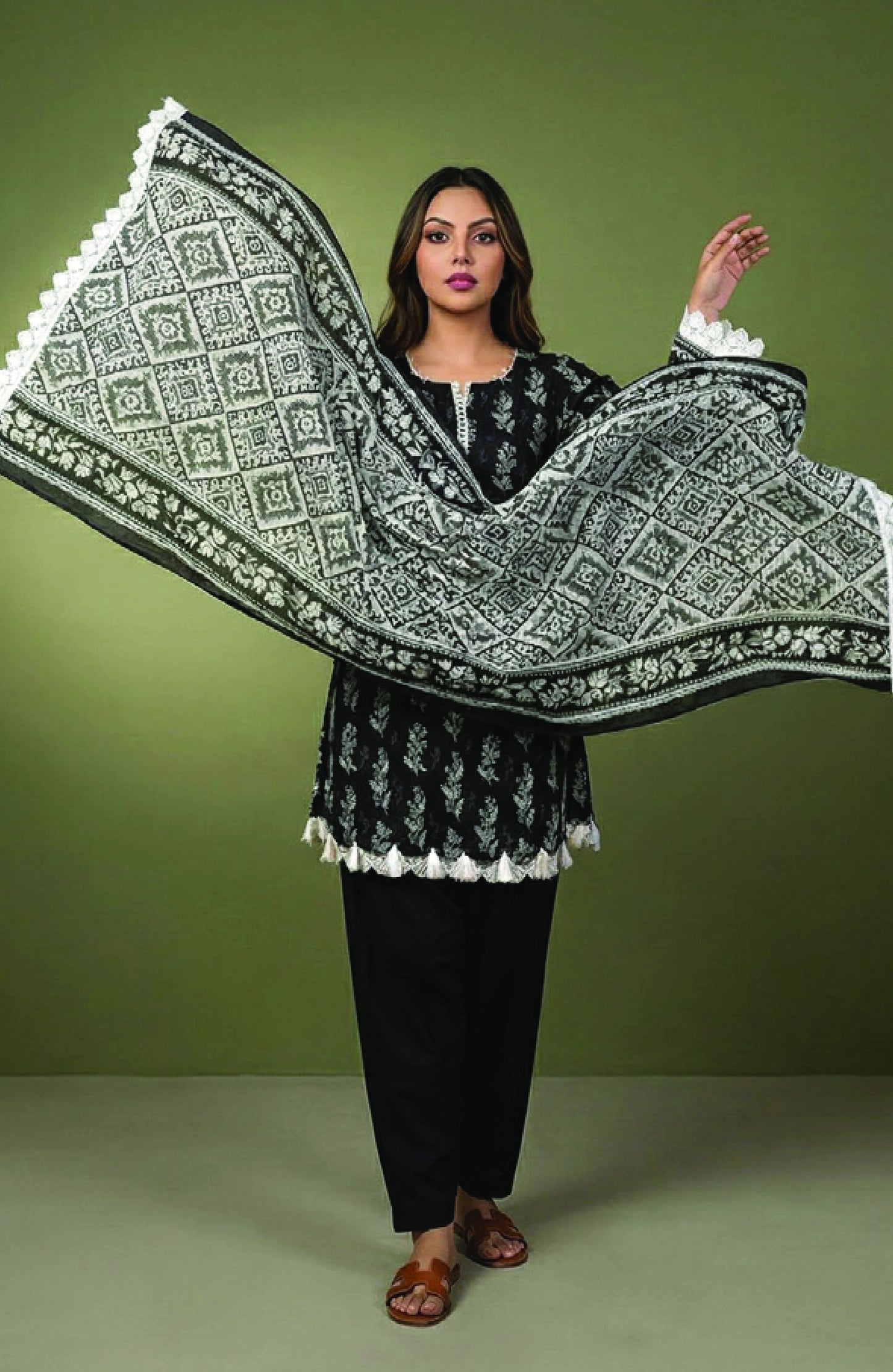 Digital Printed Lawn 3 PC Suit-ZR127