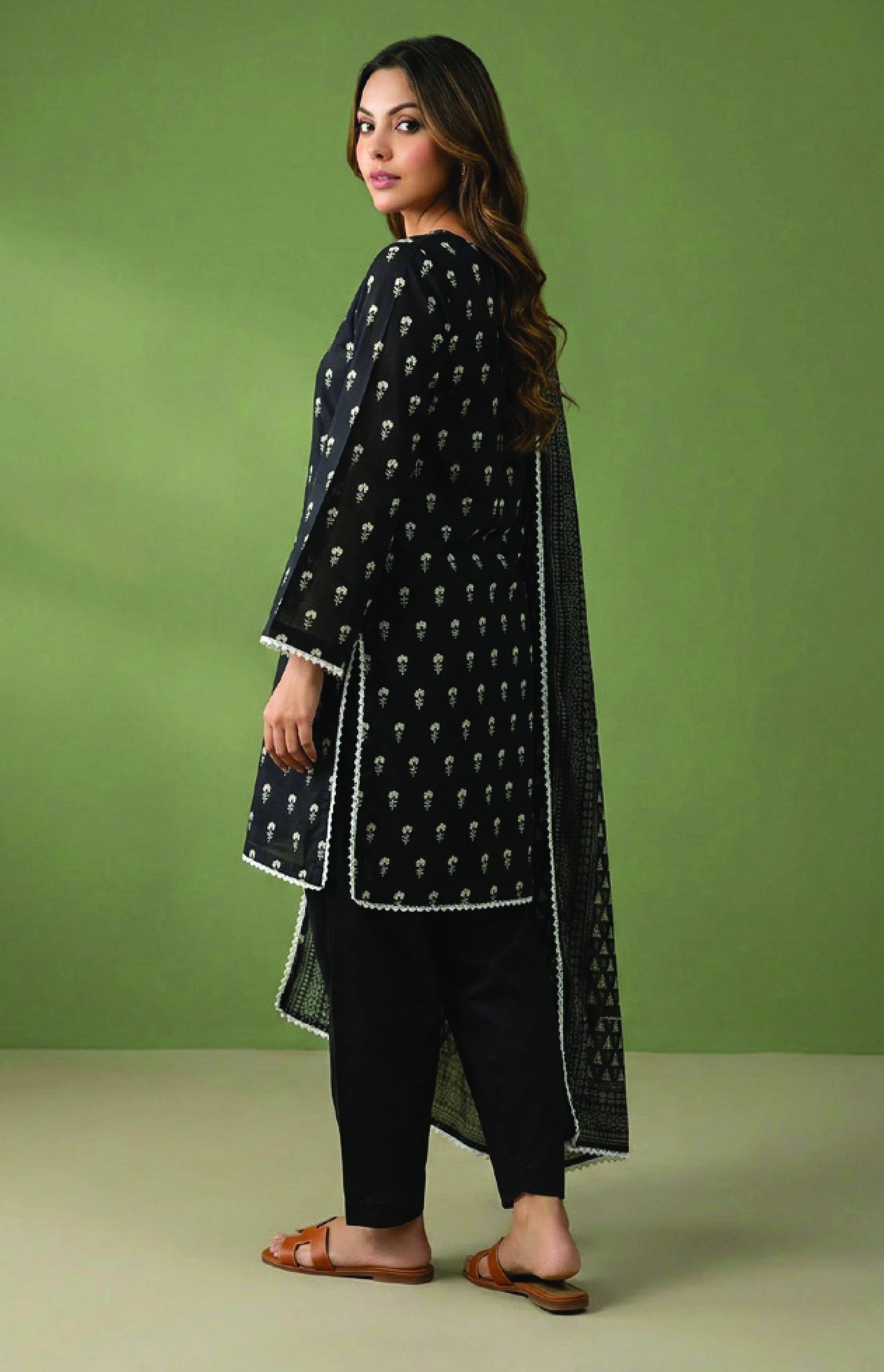 Digital Printed Lawn 3 PC Suit-ZR125
