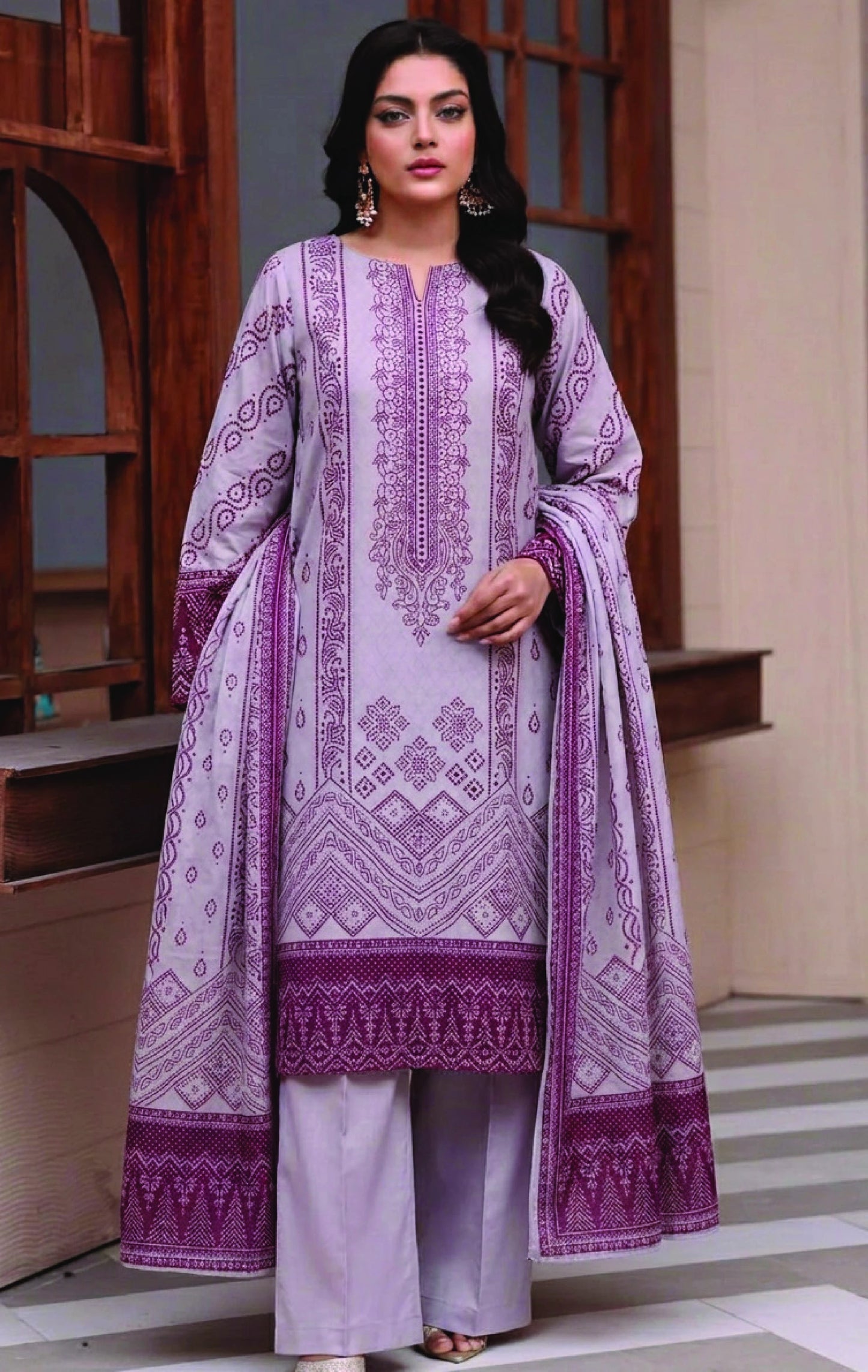 Digital Printed Lawn 3PC Suit-ZR195