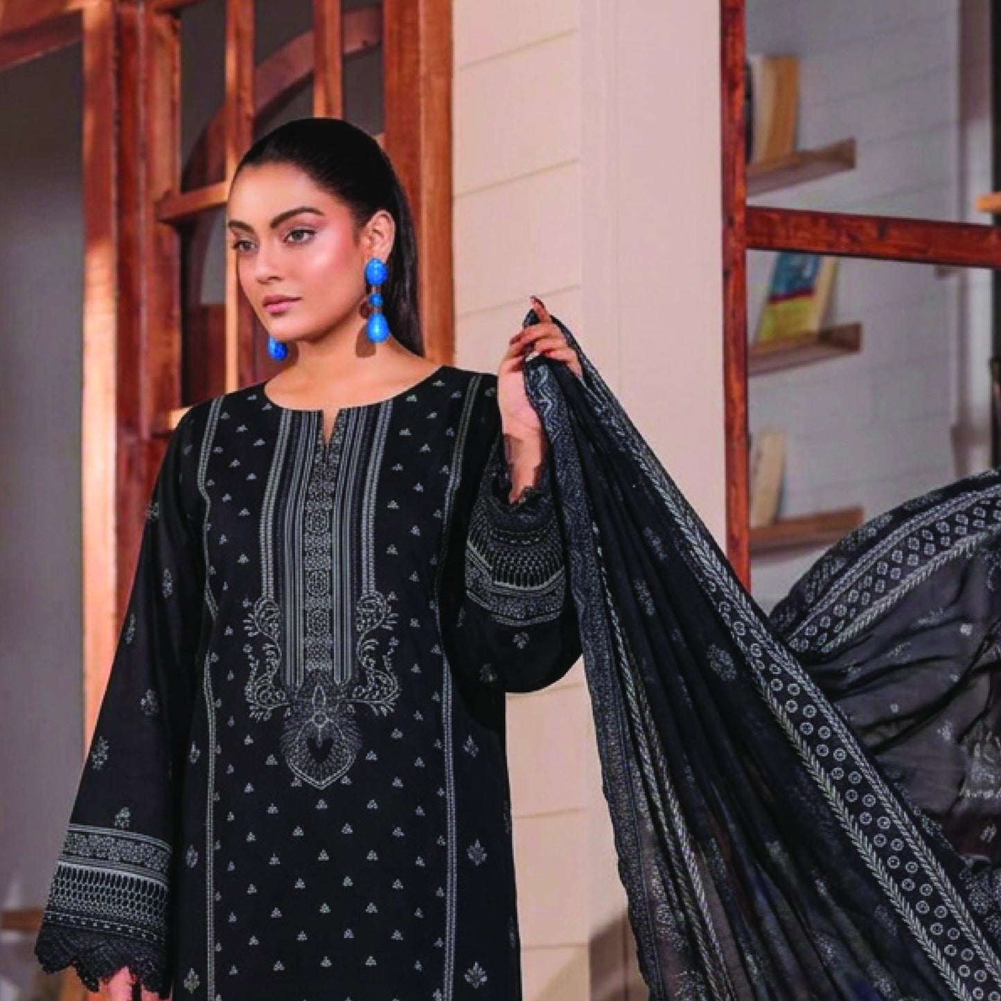 Digital Printed Lawn 3PC Suit-ZR188