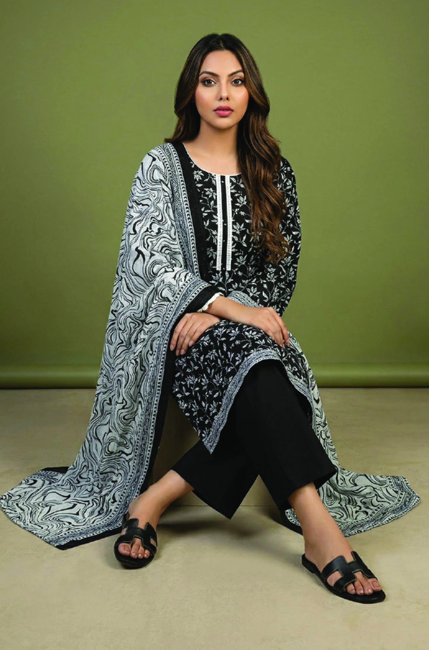 Digital Printed Lawn 3 PC Suit-ZR132