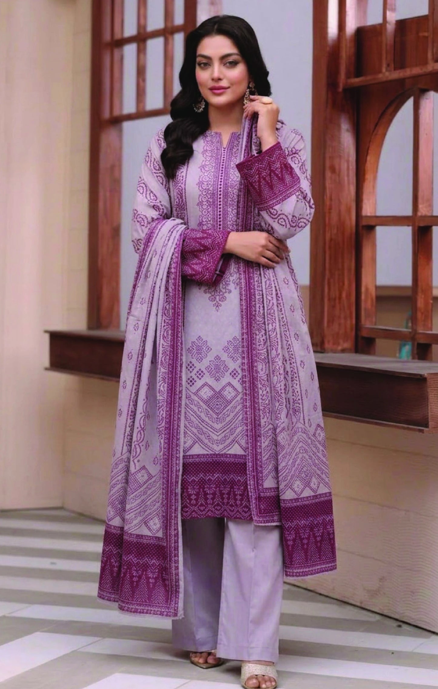 Digital Printed Lawn 3PC Suit-ZR195