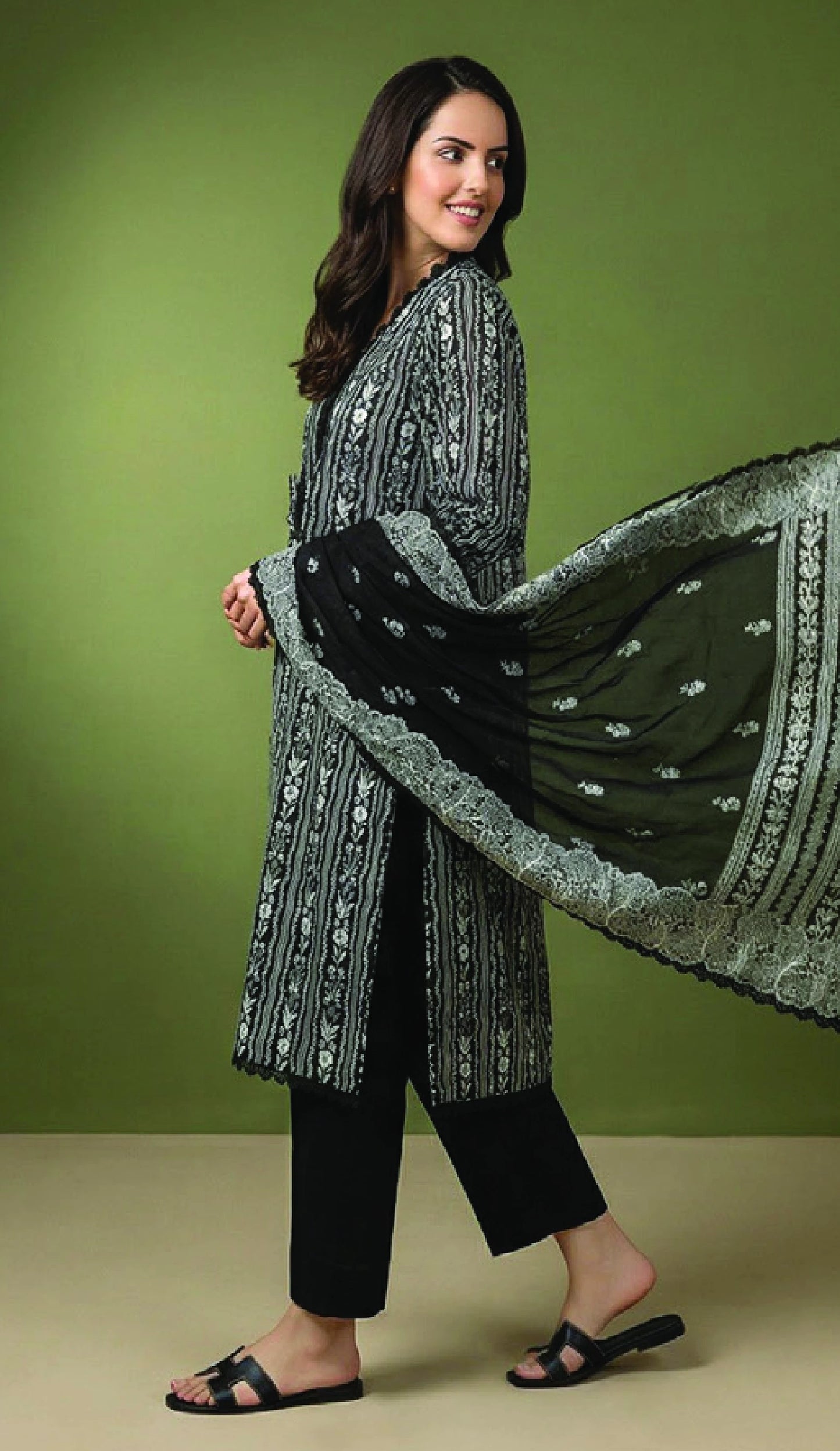 Digital Printed Lawn 3 PC Suit-ZR126