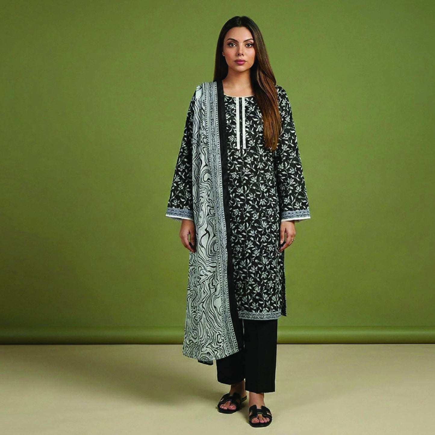 Digital Printed Lawn 3 PC Suit-ZR132