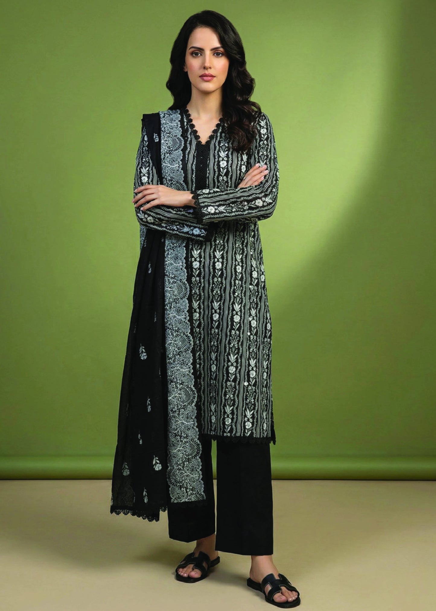 Digital Printed Lawn 3 PC Suit-ZR126