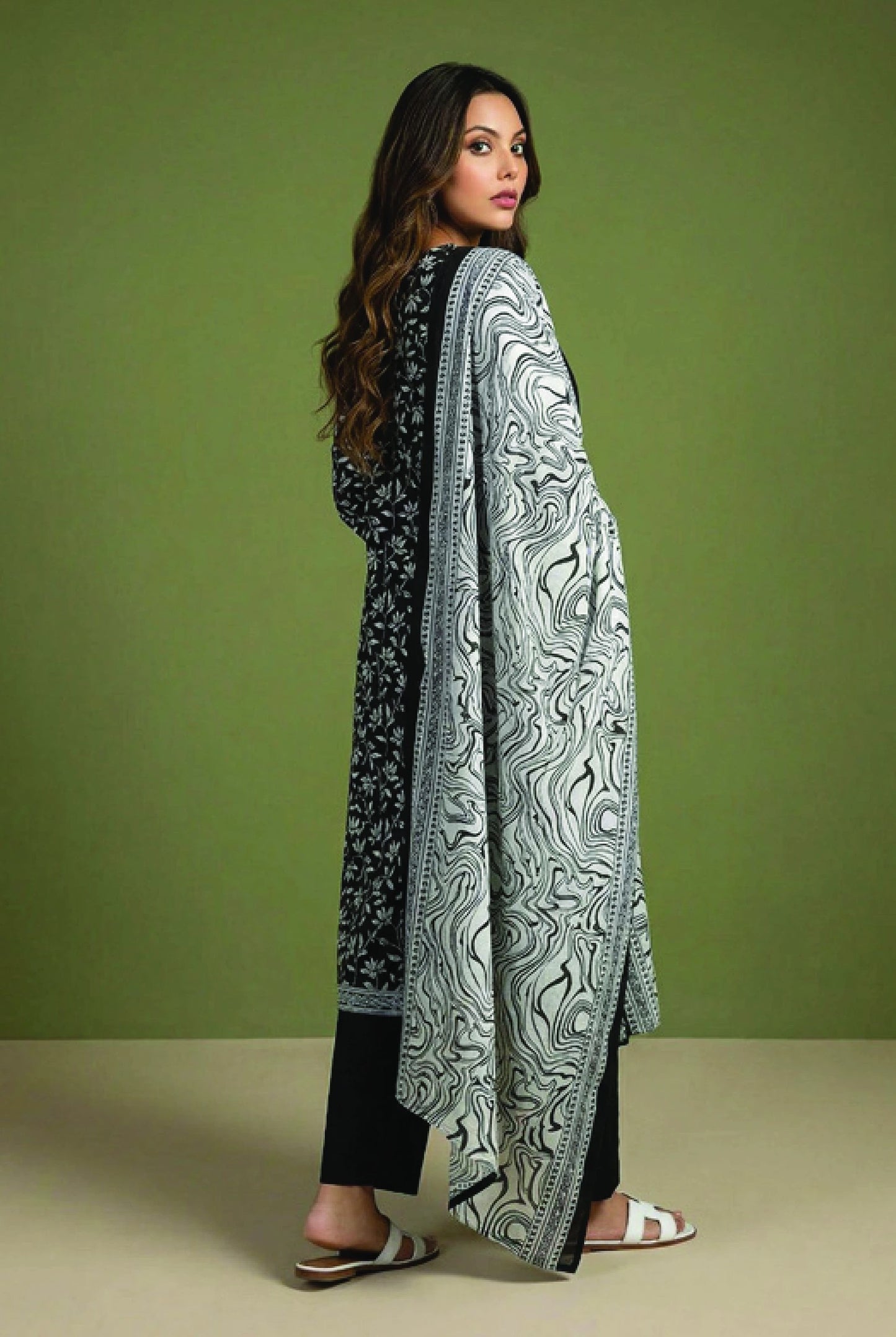 Digital Printed Lawn 3 PC Suit-ZR132