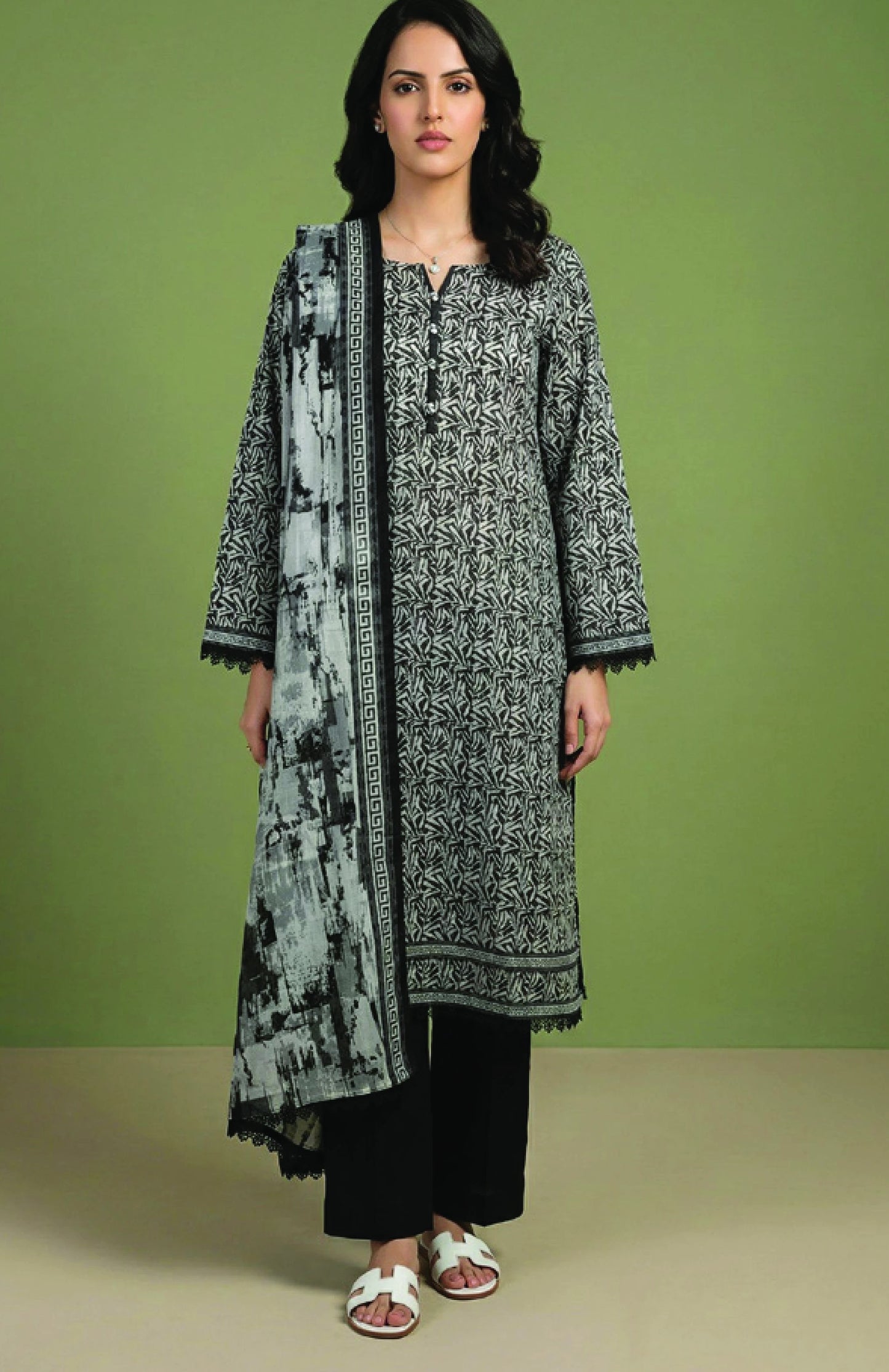 Digital Printed Lawn 3 PC Suit-ZR133